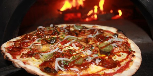 Пицца барбекю: рецепт приготовления в домашних условиях